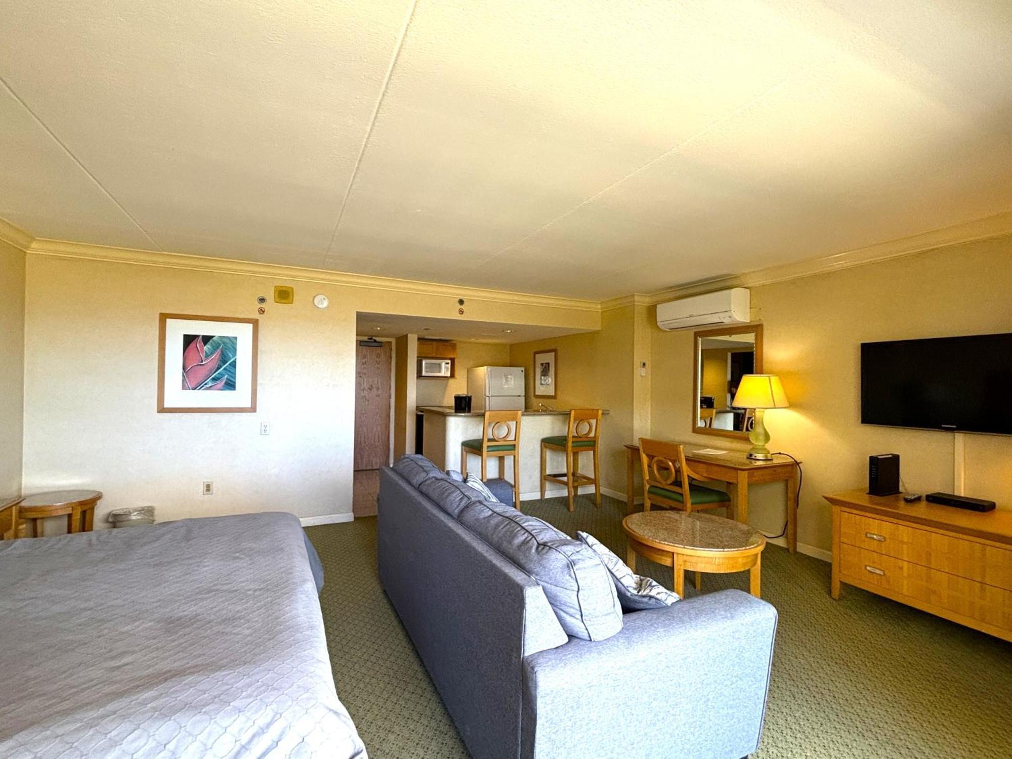 Ilikai Apt 308 - Spacious Studio With Stunning Ocean & Harbor Views Honolulu Exterior photo